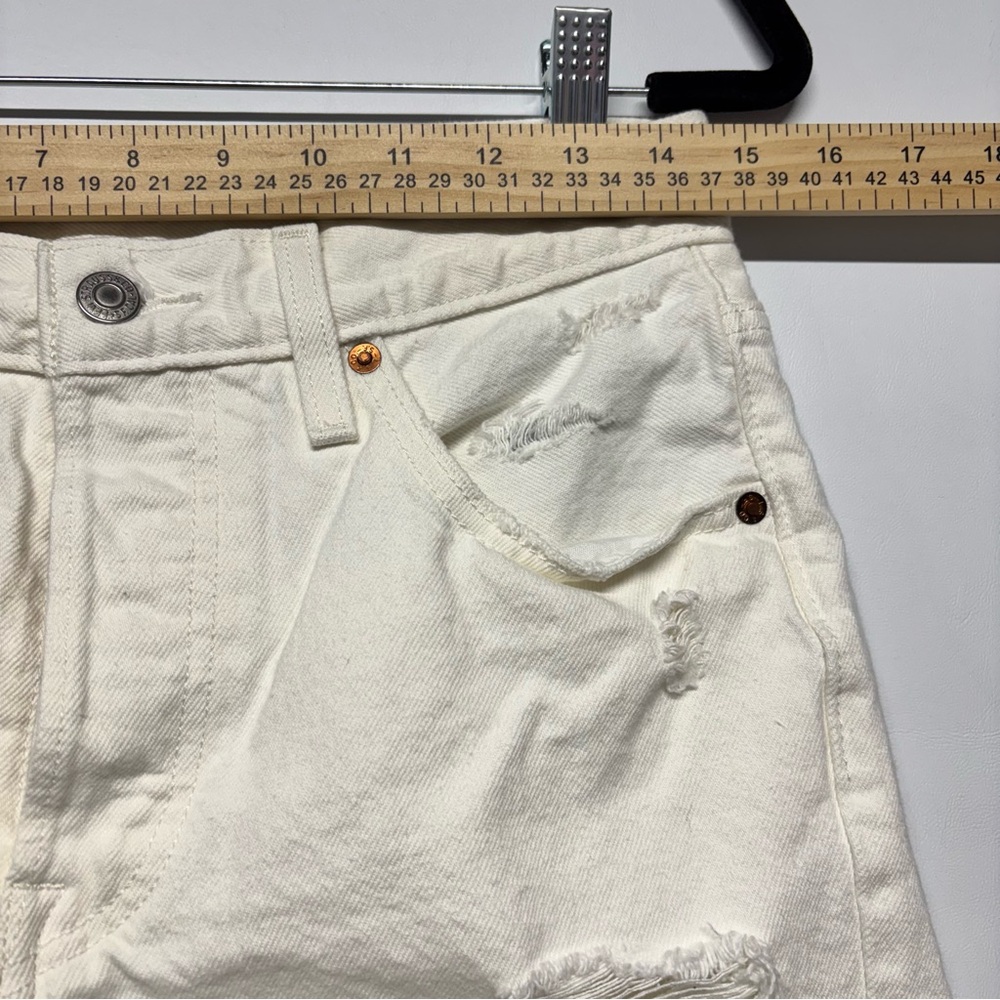 ✨Levi's Premium 501 Jean Shorts Size 27 - Picture 11 of 12